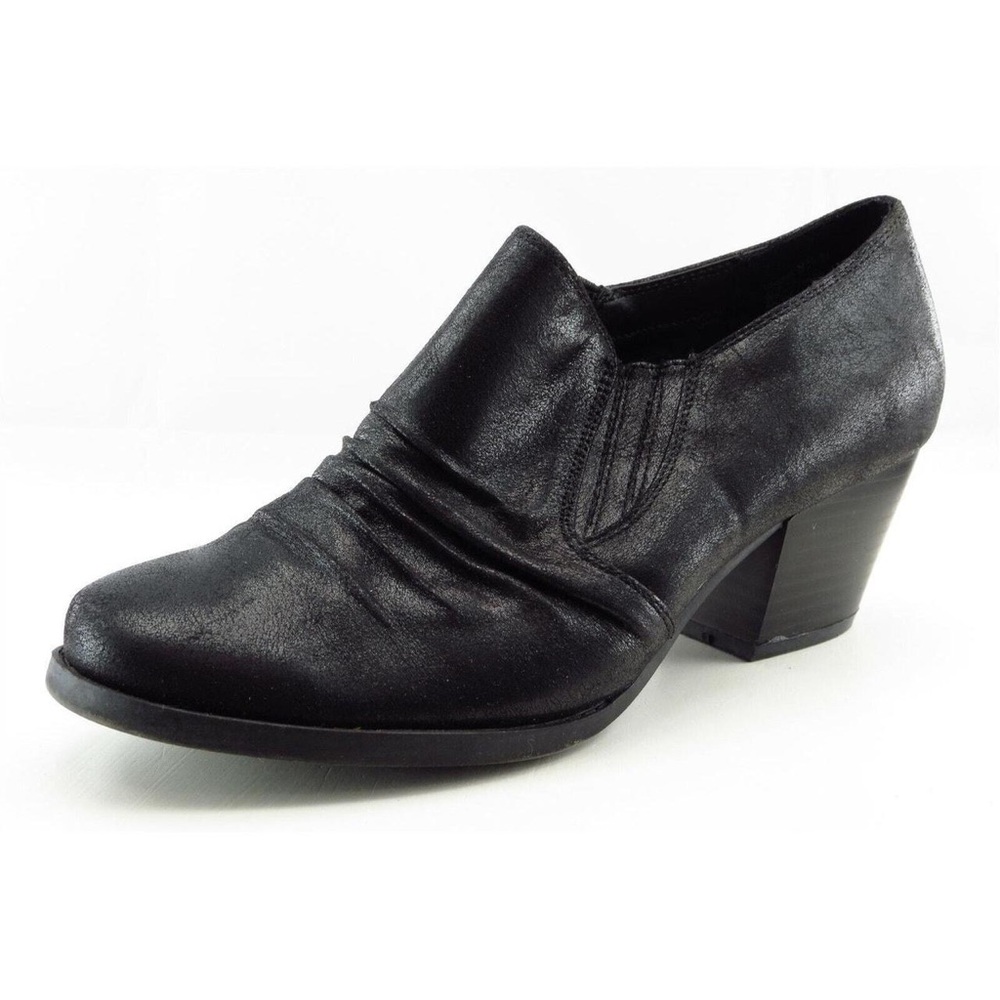 Baretraps Women’s Black Ankle Booties w/ Crinkle Design and texture Size 8.5